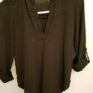 Black Elbow length sleeve blouse